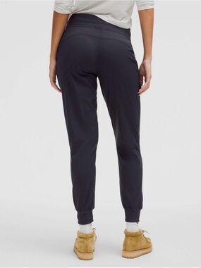 Lululemon black studio pant joggers